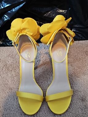 New York & Company Flower Heels